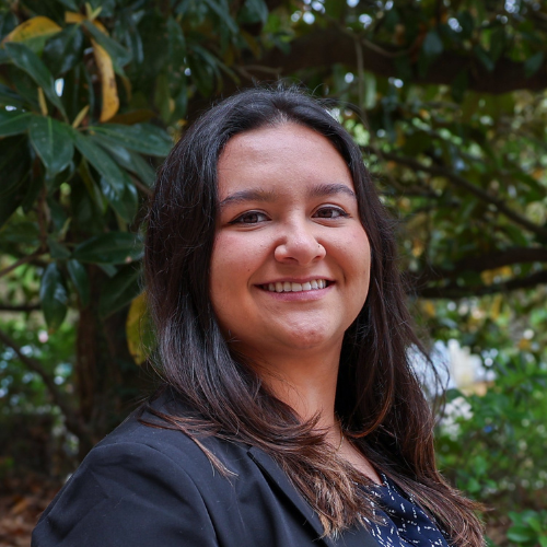 headshot of Isa Daniels